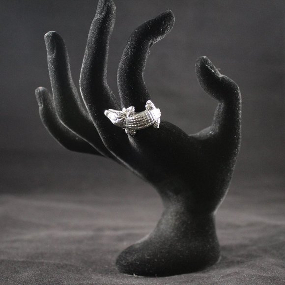 Silver colored alligator ring sz 7 - Picture 1 of 4